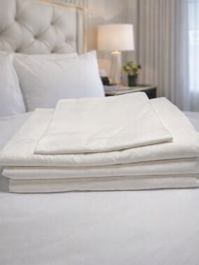 NEW Hotel Style White Bedding Set Queen | Duvet Cover Sheet 2 Shams Stripe